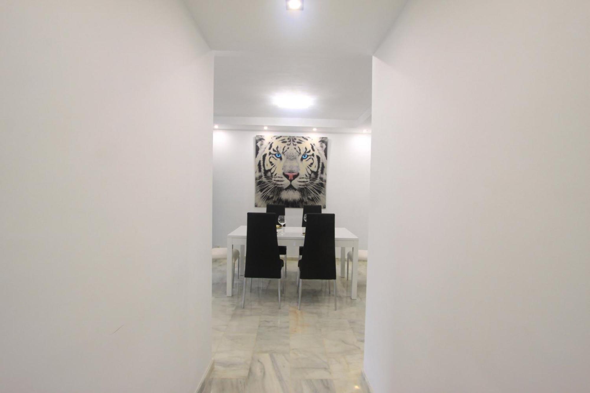 1080 Beachfront Penthouse 3 Floors Jacuzzi 2 Pools Wifi Roof Terrace 马尔韦利亚 外观 照片