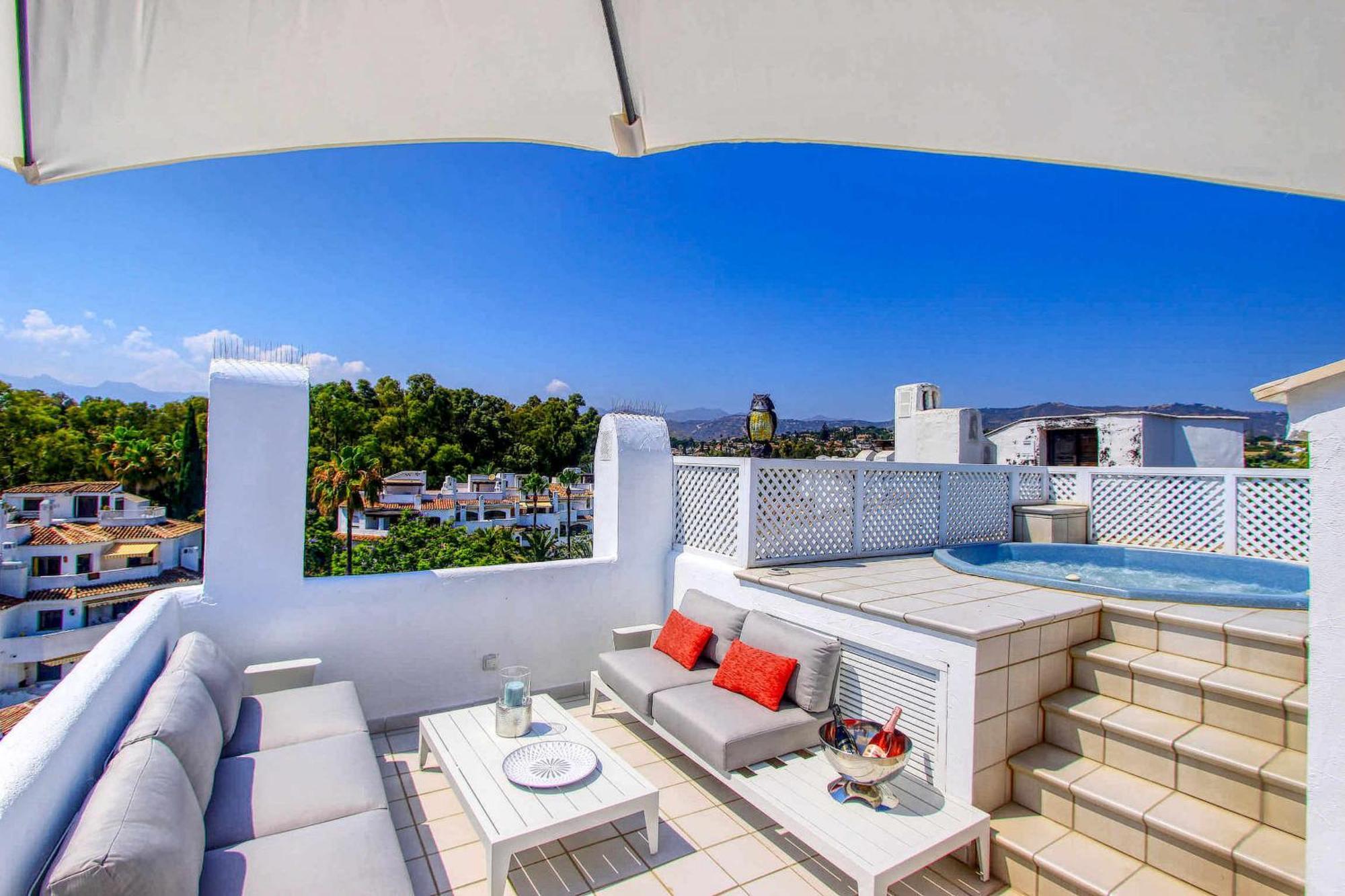 1080 Beachfront Penthouse 3 Floors Jacuzzi 2 Pools Wifi Roof Terrace 马尔韦利亚 外观 照片
