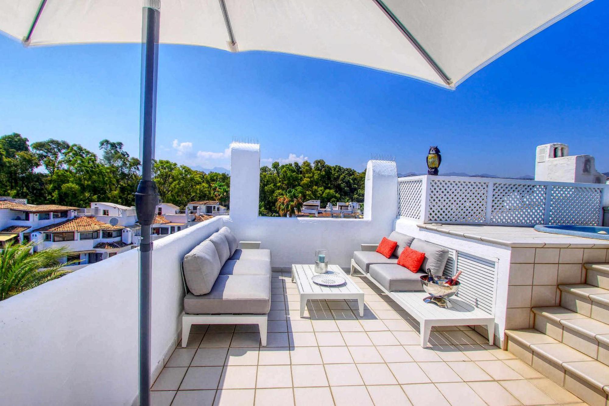 1080 Beachfront Penthouse 3 Floors Jacuzzi 2 Pools Wifi Roof Terrace 马尔韦利亚 外观 照片
